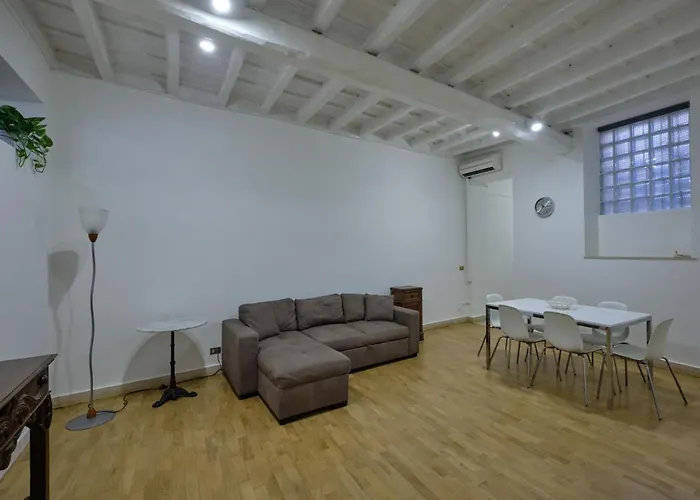 Domus Pastini * Rom